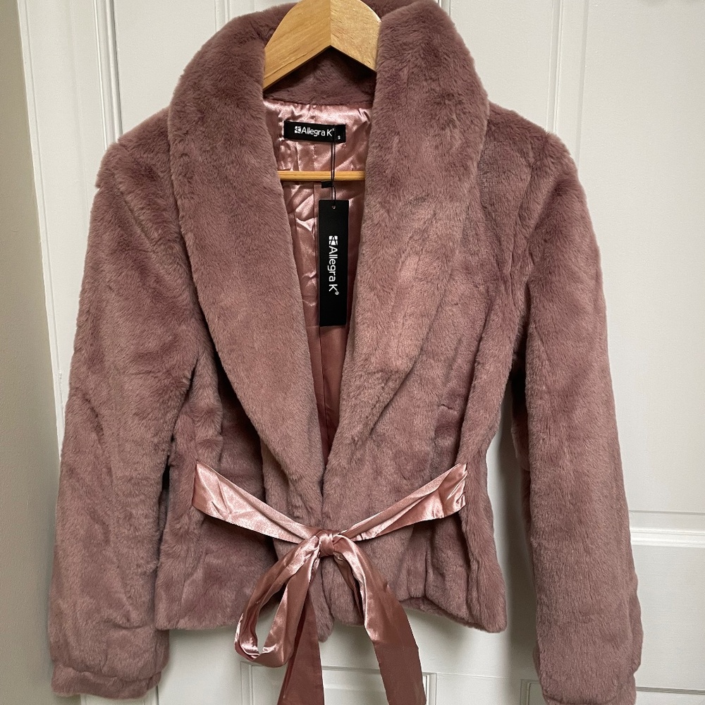 Dusty rose faux fur jacket